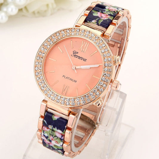 Top Big Crystal Flowers Women Watch Rhinestone Geneva Style Wristwatch Plastic Metal Printed Band Analog Vintage