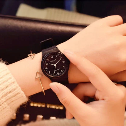 Simple black silicone women quartz watch  ulzzang fashion brand retro watches water resist casual female wristwatches gifts